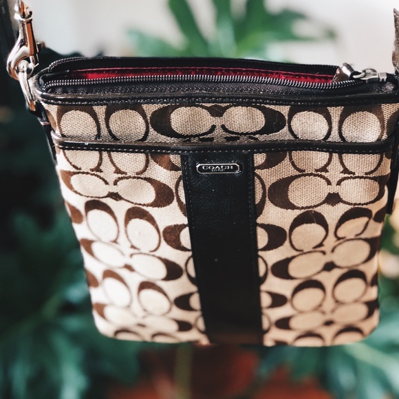 Coach Handbags - ➳ ℂ𝕠𝕒𝕔𝕙 𝕊𝕚𝕘𝕟𝕒𝕥𝕦𝕣𝕖 Logo Messanger ➳